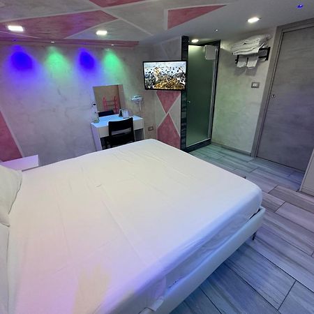 Готель Clopat Vacanze2023 Неаполь Екстер'єр фото